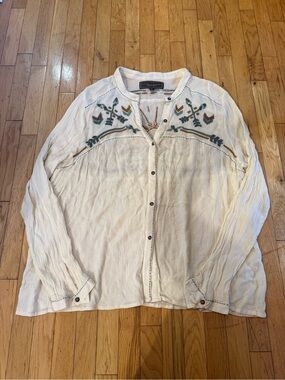 Maurice's White Embroidered Button-Front Womens long sleeve blouse #772